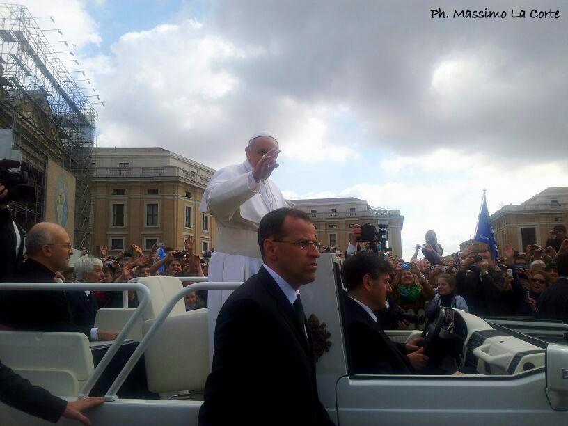 In corso il Pellegrinaggio Diocesano a Roma, la foto di Papa Francesco