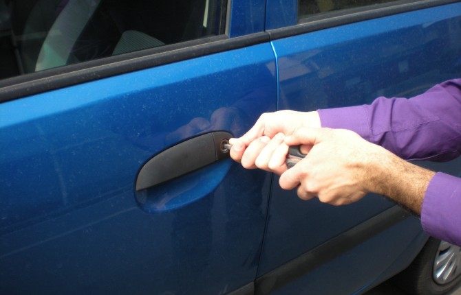 Allarme furti sulle spiagge del Golfo