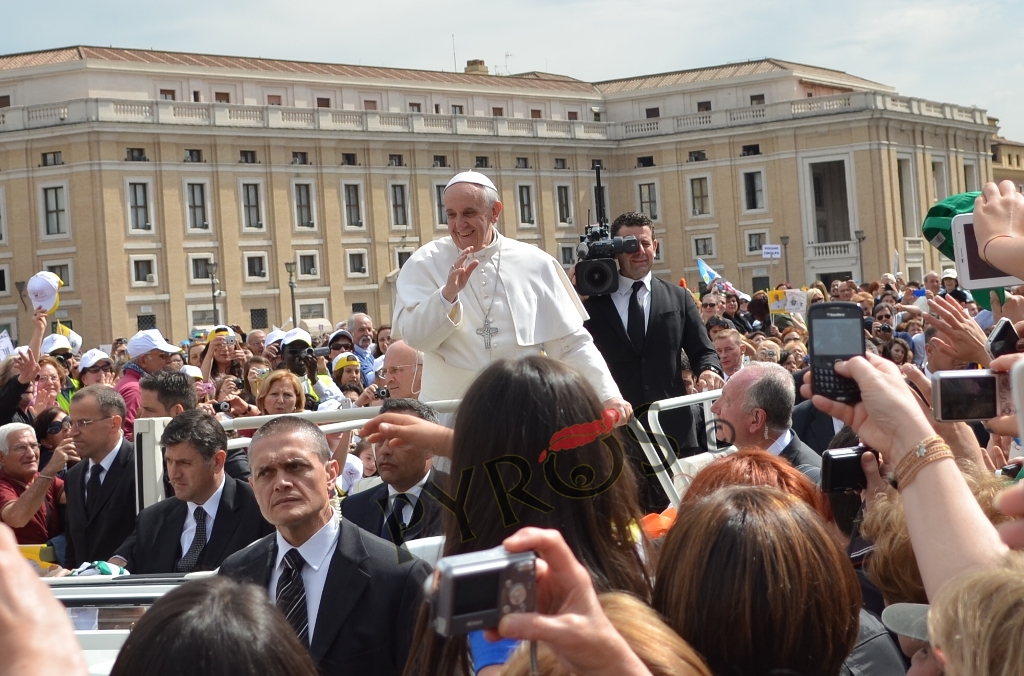 I cresimati e cresimandi di Teggiano - Policastro da Papa Francesco