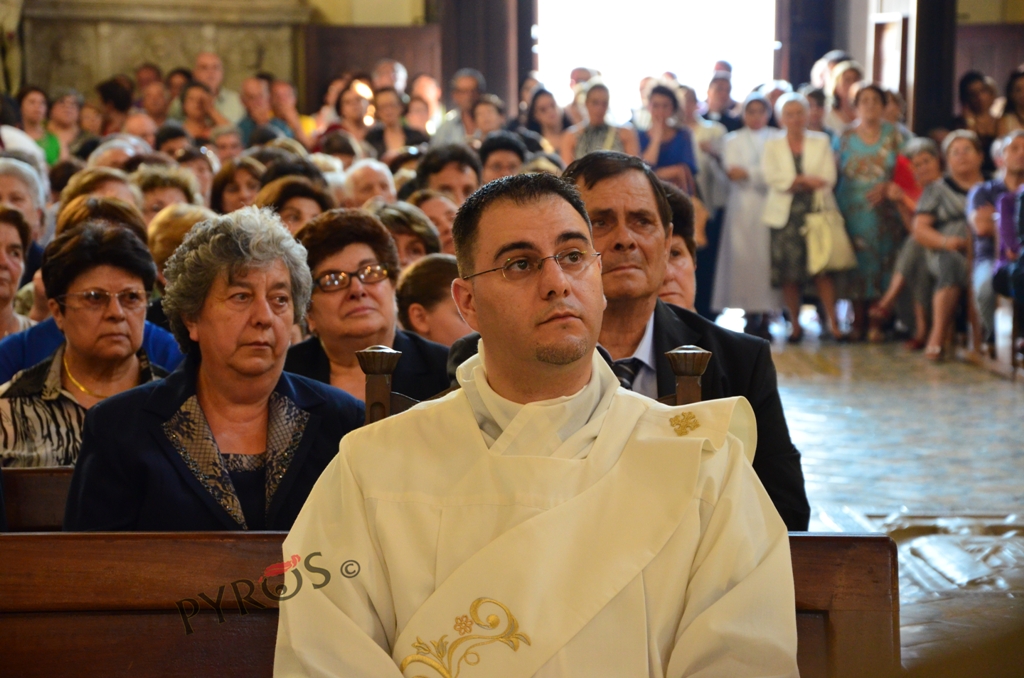 Un nuovo sacerdote nel borgo di Bosco: don Simone Lacorte ordinato Presbitero