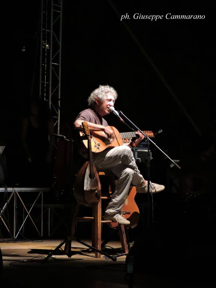 Grande successo per il concerto di Bennato a San Giovanni a Piro