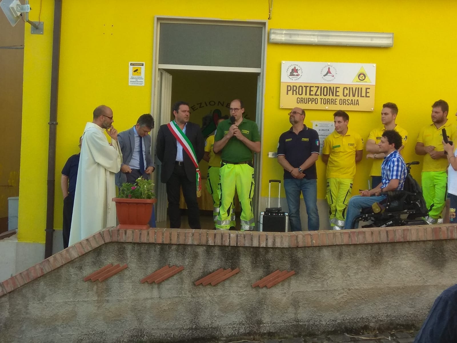 Inaugurata a Torre Orsaia la nuova sede della Protezione Civile (le immagini)