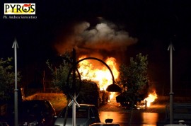 Notte di fuoco: incendio a San Giovanni a Piro, nel rione Tornito