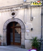 Centro Le Rose: da domani i lavoratori a casa