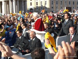 Le dimissioni shock di Papa Benedetto XVI, le parole del Vescovo De Luca