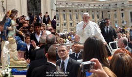 La Madonna di Pietrasanta a San Pietro per l' incoronazione, le immagini