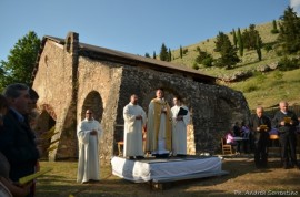 Il popolo della Diocesi di Teggiano Policastro al Battistero di S. Giovanni in Fonte
