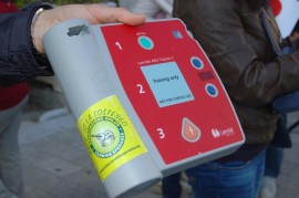 Un defibrillatore per Scario