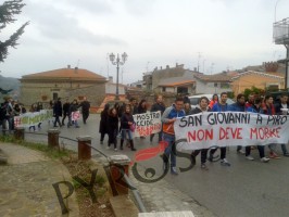 S. Giovanni a Piro: corteo di protesta per delocalizzare l'antenna