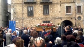 L'ultimo saluto di S. Giovanni a Piro all'Avvocato Palazzo, il video