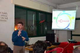 Ieri sera l'assemblea del gruppo inComune. Le foto dell'incontro