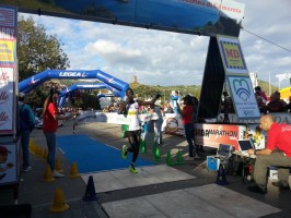 Il keniano Jonathan Kosgei Kanda trionfa alla Corsa del Mito 2015