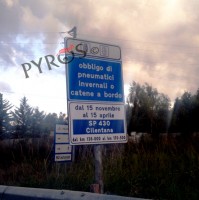 Gomme invernali, inizia oggi l'obbligo nelle strade a rischio