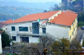 S.Giovanni a Piro: l'ex edificio delle scuole elementari "supera le prove di sicurezza"