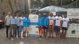 Il Mediterraneo unito dal Kayak