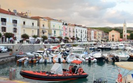 Scario: malore davanti a un bar, muore Consigliere regionale di Federcoopesca
