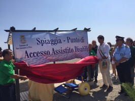 Scario: inaugurato un punto di accesso spiaggia per disabili