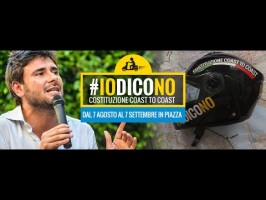 Di Battista a Marina di Camerota per il tour referendario
