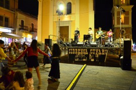 Il futuro della musica popolare? sibbenga sunamo!