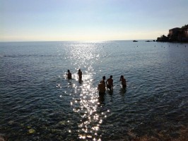Un tuffo nelle fresche acque di Scario: benvenuto 2017!