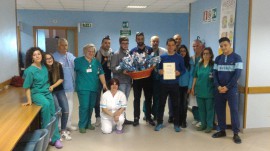 I tifosi azzurri donano un sorriso ai piccoli pazienti di Vallo e Sapri (FOTO)