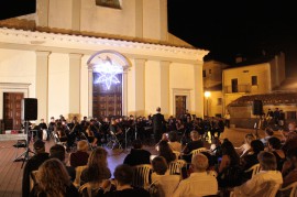 Sulla terrazza panoramica di Morigerati le note dell'Orchestra di fiati giovanile del Cilento (FOTO)