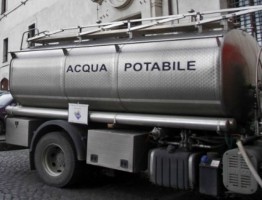 Acqua torbida dai rubinetti, Consac invia a Sapri le autobotti