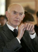 Oggi il Consiglio Comunale di S. Giovanni a Piro conferira' al Prof. Aldo Masullo la Cittadinanza onoraria. L'illustre ospite non sara' presente per problemi di salute