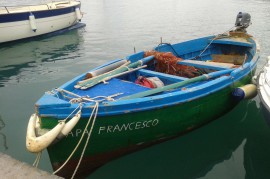 A Scario una barca da pesca dedicata a Papa Francesco. La storia arriva su Avvenire.it