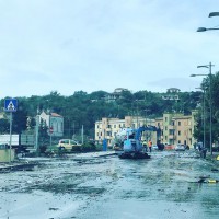 Forte mareggiata nel Cilento, strade pericolose a Sapri e Marina di Camerota (le immagini)