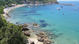Centola, al via il servizio navette per turisti e residenti