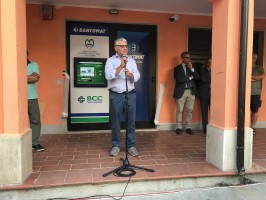 Camerota, i vertici della Bcc e l'Amministrazione inaugurano lo sportello bancomat di Licusati (le immagini)