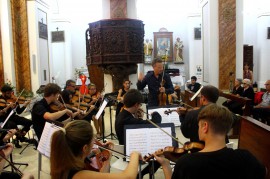 Musica nei borghi, in centinaia dalla Cina a Morigerati per le masterclass di violino e violoncello