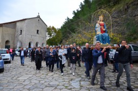 Il Vescovo De Luca conclude la Settimana Mariana, le immagini della Giornata della chiusura invernale del Santuario di Pietrasanta (video e foto)