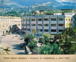Aiga e Genius Loci Cilento ricordano il cinquantennale dell'inaugurazione del Palazzo di Giustizia di Piazza dei Martiri