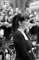 Tra le bellezze del Golfo splende anche la voce del Soprano Daniela Ettorre